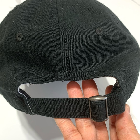 NWOT Black Unisex Friends Baseball Hat - Picture 3 of 8